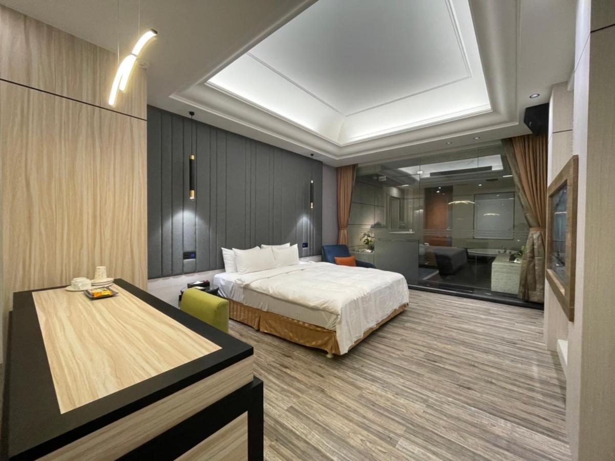 Minimalist Fashion Motel Taoyuan Dış mekan fotoğraf