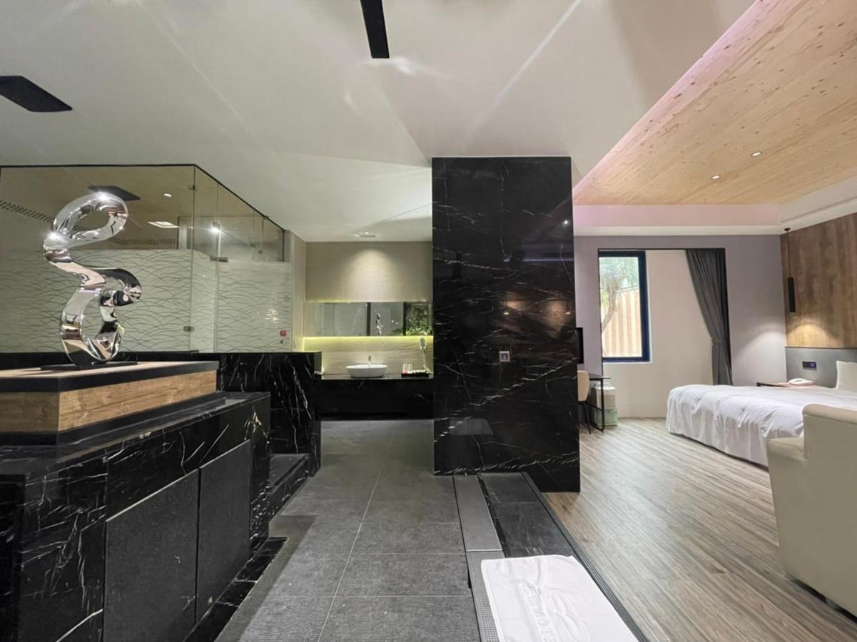 Minimalist Fashion Motel Taoyuan Dış mekan fotoğraf