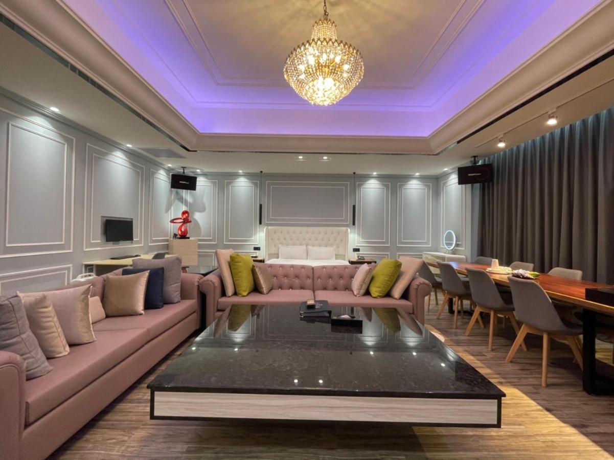 Minimalist Fashion Motel Taoyuan Dış mekan fotoğraf